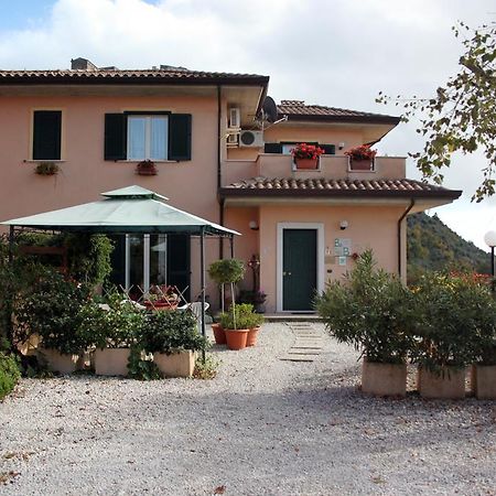 Il Pioppo Bed and Breakfast Veroli Exteriör bild
